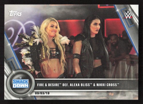 Topps wwe 2020 women fire - wwe, &